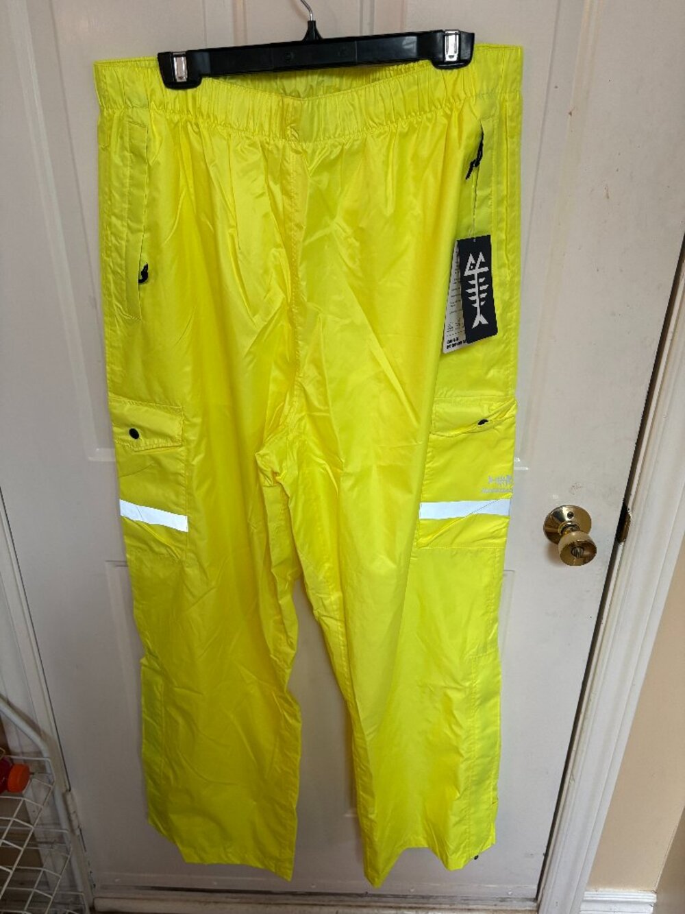 NEW Bassdash Waterproof Rain Pants – Men's XL (Size 34)